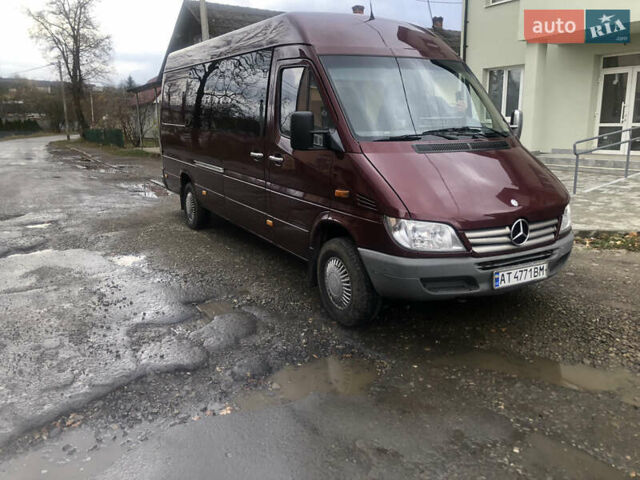 Червоний Мерседес Sprinter, об'ємом двигуна 2.7 л та пробігом 530 тис. км за 11200 $, фото 22 на Automoto.ua