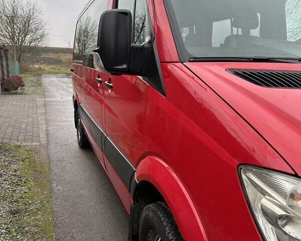 Червоний Мерседес Sprinter, об'ємом двигуна 2.2 л та пробігом 247 тис. км за 18200 $, фото 2 на Automoto.ua