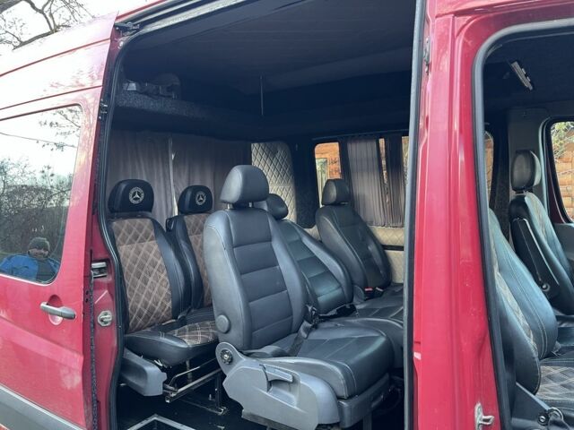 Червоний Мерседес Sprinter, об'ємом двигуна 2.1 л та пробігом 700 тис. км за 10800 $, фото 7 на Automoto.ua