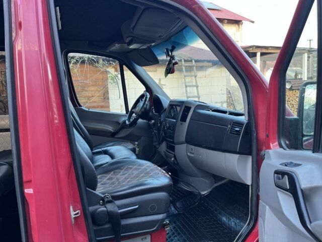 Червоний Мерседес Sprinter, об'ємом двигуна 2.1 л та пробігом 700 тис. км за 10800 $, фото 5 на Automoto.ua