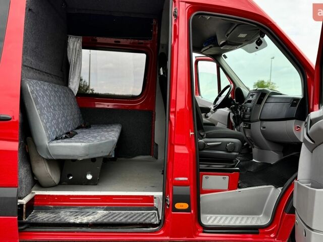 Красный Мерседес Sprinter, объемом двигателя 2.2 л и пробегом 450 тыс. км за 15900 $, фото 21 на Automoto.ua
