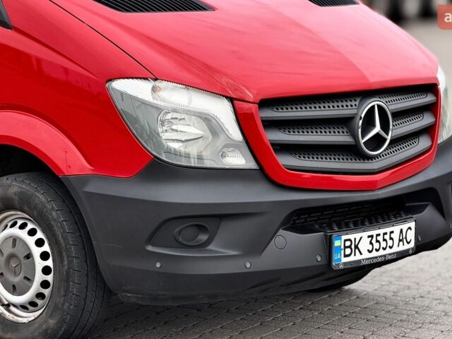 Красный Мерседес Sprinter, объемом двигателя 2.2 л и пробегом 450 тыс. км за 15900 $, фото 10 на Automoto.ua