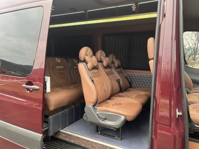 Красный Мерседес Sprinter, объемом двигателя 3 л и пробегом 245 тыс. км за 25500 $, фото 19 на Automoto.ua