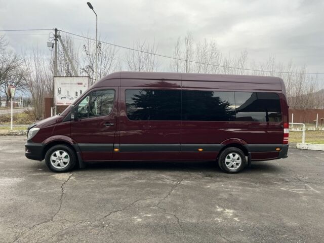 Красный Мерседес Sprinter, объемом двигателя 3 л и пробегом 245 тыс. км за 25500 $, фото 2 на Automoto.ua
