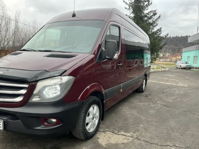 Красный Мерседес Sprinter, объемом двигателя 3 л и пробегом 245 тыс. км за 25500 $, фото 10 на Automoto.ua