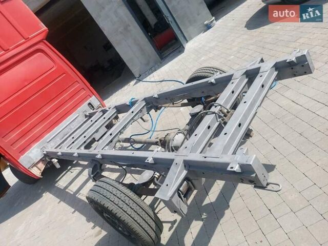 Червоний Мерседес Sprinter, об'ємом двигуна 2.15 л та пробігом 320 тис. км за 12500 $, фото 20 на Automoto.ua