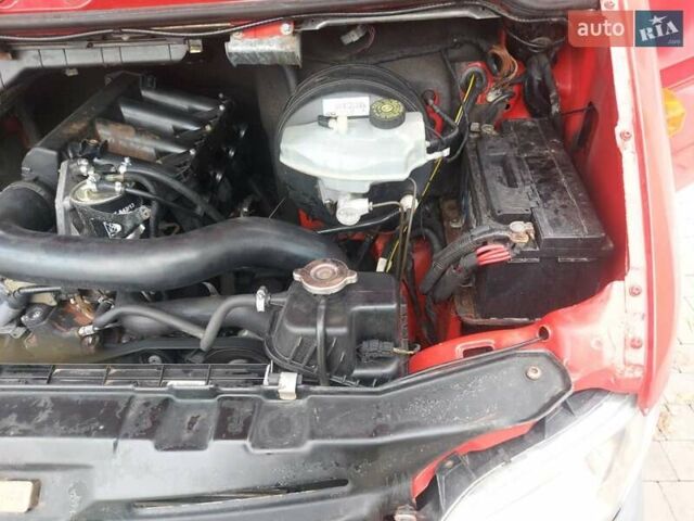 Червоний Мерседес Sprinter, об'ємом двигуна 2.15 л та пробігом 320 тис. км за 12500 $, фото 6 на Automoto.ua