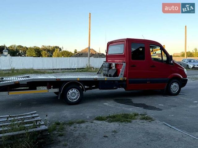 Красный Мерседес Sprinter, объемом двигателя 2.14 л и пробегом 600 тыс. км за 16500 $, фото 1 на Automoto.ua
