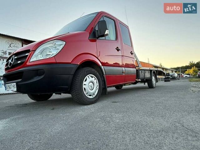Красный Мерседес Sprinter, объемом двигателя 2.14 л и пробегом 600 тыс. км за 16500 $, фото 9 на Automoto.ua