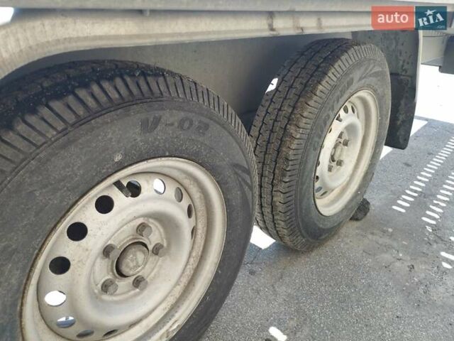 Червоний Мерседес Sprinter, об'ємом двигуна 2.14 л та пробігом 600 тис. км за 16500 $, фото 5 на Automoto.ua