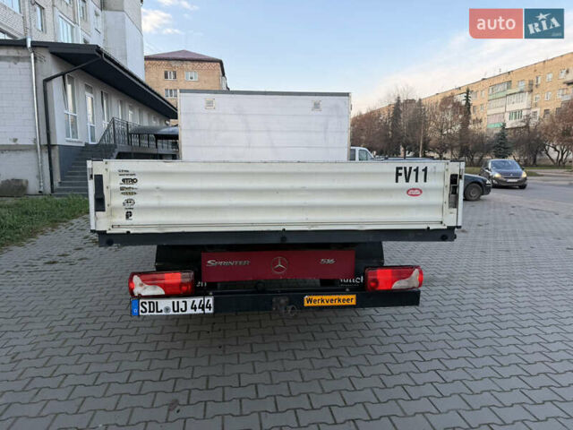 Красный Мерседес Sprinter, объемом двигателя 2.2 л и пробегом 246 тыс. км за 23400 $, фото 5 на Automoto.ua