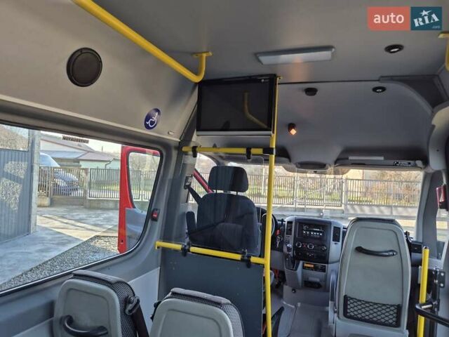 Красный Мерседес Sprinter, объемом двигателя 2.2 л и пробегом 200 тыс. км за 33900 $, фото 23 на Automoto.ua