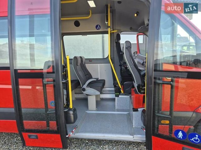 Красный Мерседес Sprinter, объемом двигателя 2.2 л и пробегом 200 тыс. км за 33900 $, фото 19 на Automoto.ua