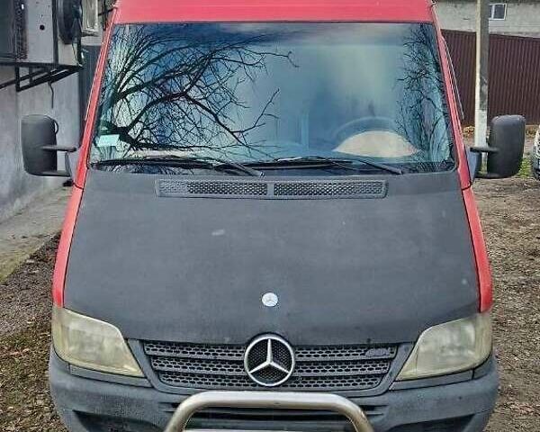 Червоний Мерседес Sprinter, об'ємом двигуна 2.69 л та пробігом 587 тис. км за 7800 $, фото 6 на Automoto.ua