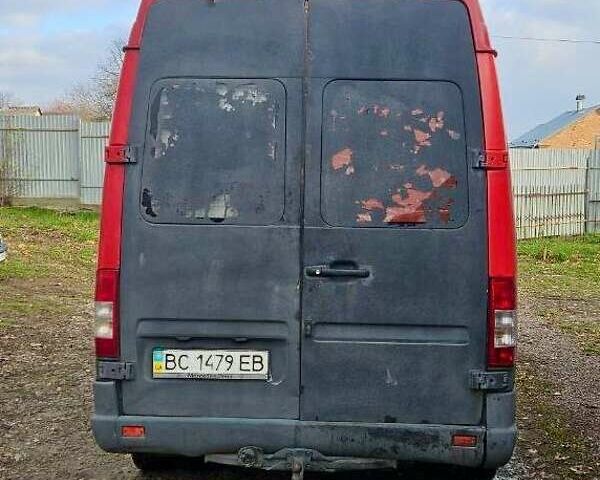 Червоний Мерседес Sprinter, об'ємом двигуна 2.69 л та пробігом 587 тис. км за 7800 $, фото 1 на Automoto.ua