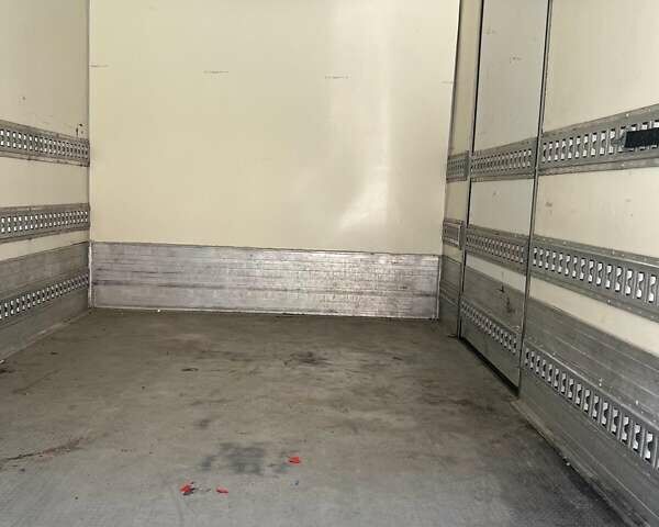 Червоний Мерседес Sprinter, об'ємом двигуна 2.14 л та пробігом 296 тис. км за 22000 $, фото 10 на Automoto.ua