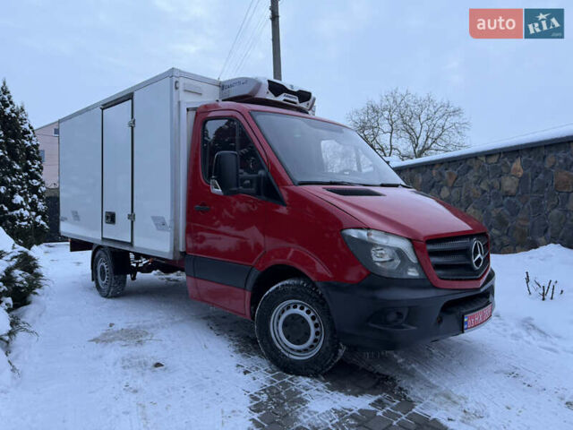Красный Мерседес Sprinter, объемом двигателя 2.2 л и пробегом 285 тыс. км за 18000 $, фото 9 на Automoto.ua
