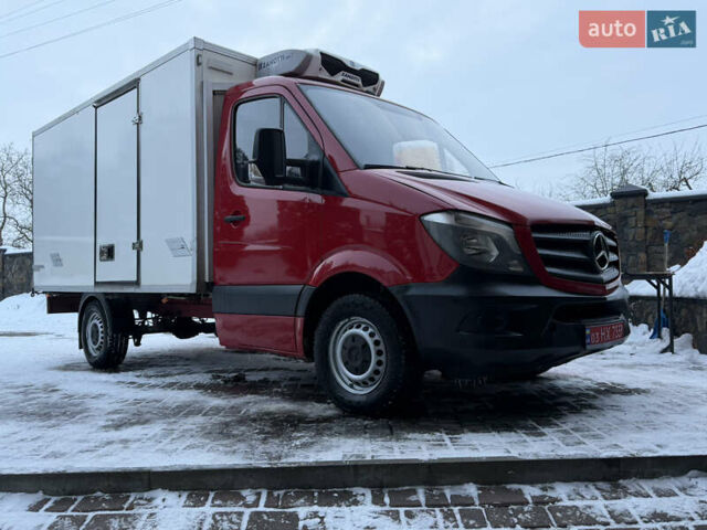 Красный Мерседес Sprinter, объемом двигателя 2.2 л и пробегом 285 тыс. км за 18000 $, фото 17 на Automoto.ua
