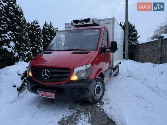 Красный Мерседес Sprinter, объемом двигателя 2.2 л и пробегом 285 тыс. км за 18000 $, фото 7 на Automoto.ua