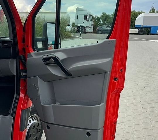 Червоний Мерседес Sprinter, об'ємом двигуна 2.2 л та пробігом 279 тис. км за 26500 $, фото 30 на Automoto.ua