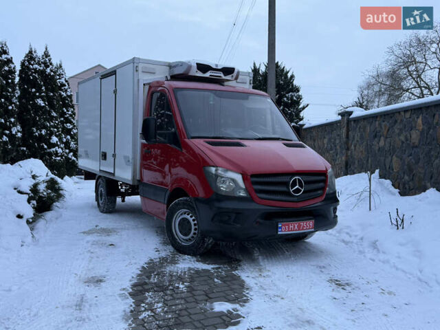 Красный Мерседес Sprinter, объемом двигателя 2.2 л и пробегом 285 тыс. км за 18000 $, фото 15 на Automoto.ua