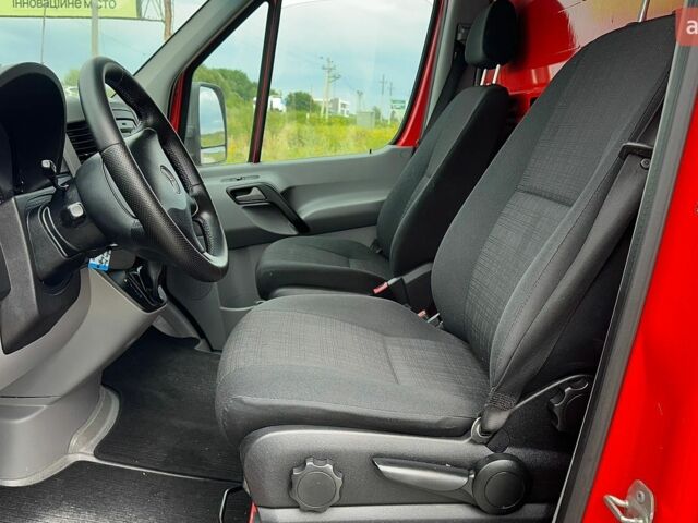 Красный Мерседес Sprinter, объемом двигателя 2.2 л и пробегом 279 тыс. км за 25900 $, фото 23 на Automoto.ua
