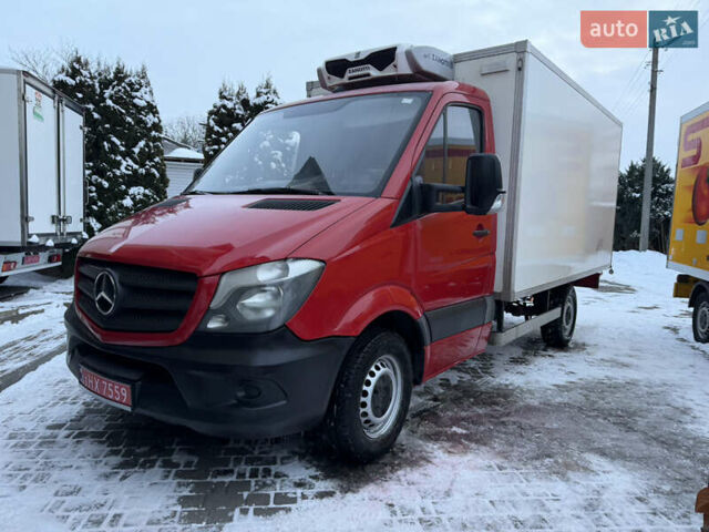 Красный Мерседес Sprinter, объемом двигателя 2.2 л и пробегом 285 тыс. км за 18000 $, фото 6 на Automoto.ua