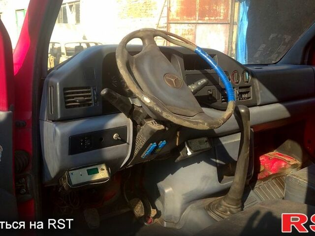 Червоний Мерседес Sprinter, об'ємом двигуна 2.3 л та пробігом 0 тис. км за 5500 $, фото 1 на Automoto.ua