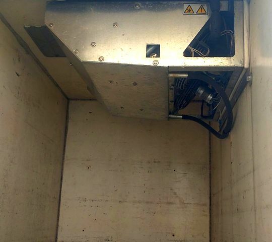 Червоний Мерседес Sprinter, об'ємом двигуна 2.3 л та пробігом 0 тис. км за 5500 $, фото 3 на Automoto.ua