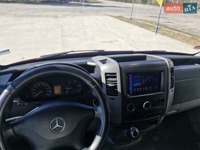 Красный Мерседес Sprinter, объемом двигателя 3 л и пробегом 219 тыс. км за 23500 $, фото 6 на Automoto.ua