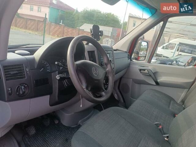 Червоний Мерседес Sprinter, об'ємом двигуна 2.14 л та пробігом 480 тис. км за 19000 $, фото 27 на Automoto.ua