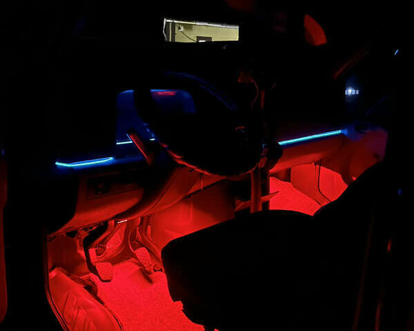 Красный Мерседес Sprinter, объемом двигателя 2.87 л и пробегом 250 тыс. км за 11500 $, фото 9 на Automoto.ua