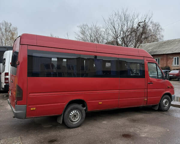 Красный Мерседес Sprinter, объемом двигателя 2.2 л и пробегом 1 тыс. км за 5500 $, фото 3 на Automoto.ua