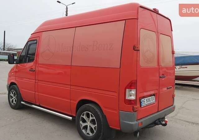 Красный Мерседес Sprinter, объемом двигателя 2.69 л и пробегом 450 тыс. км за 9300 $, фото 6 на Automoto.ua