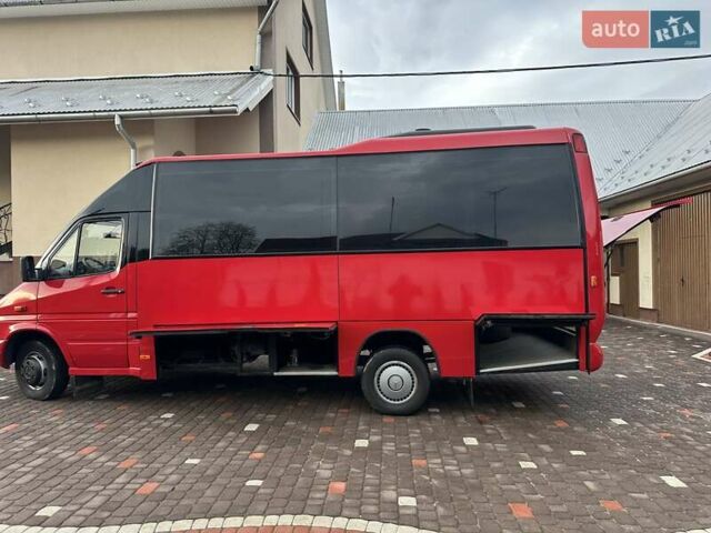 Червоний Мерседес Sprinter, об'ємом двигуна 2.7 л та пробігом 595 тис. км за 35000 $, фото 3 на Automoto.ua