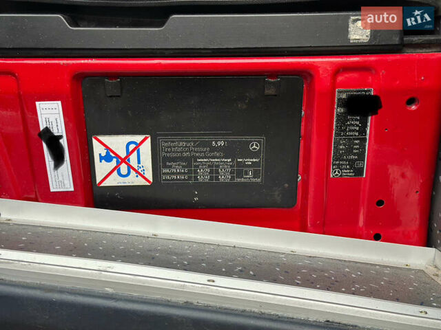 Червоний Мерседес Sprinter, об'ємом двигуна 2.7 л та пробігом 595 тис. км за 35000 $, фото 13 на Automoto.ua