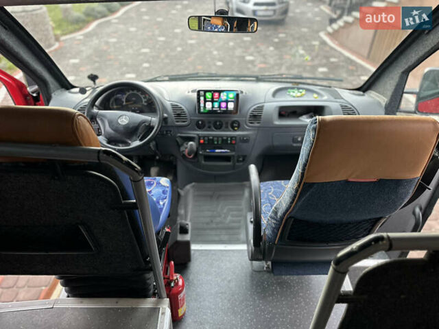 Червоний Мерседес Sprinter, об'ємом двигуна 2.7 л та пробігом 595 тис. км за 35000 $, фото 21 на Automoto.ua