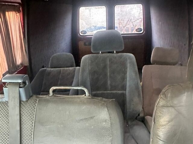 Червоний Мерседес Sprinter, об'ємом двигуна 2.87 л та пробігом 350 тис. км за 4900 $, фото 7 на Automoto.ua