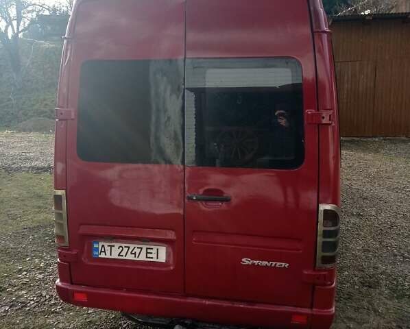Красный Мерседес Sprinter, объемом двигателя 2 л и пробегом 250 тыс. км за 8500 $, фото 4 на Automoto.ua