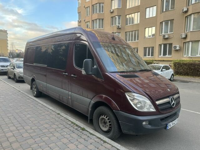 Красный Мерседес Sprinter, объемом двигателя 2.1 л и пробегом 572 тыс. км за 15500 $, фото 11 на Automoto.ua