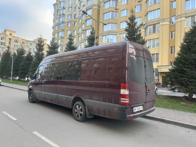 Красный Мерседес Sprinter, объемом двигателя 2.1 л и пробегом 572 тыс. км за 15500 $, фото 5 на Automoto.ua