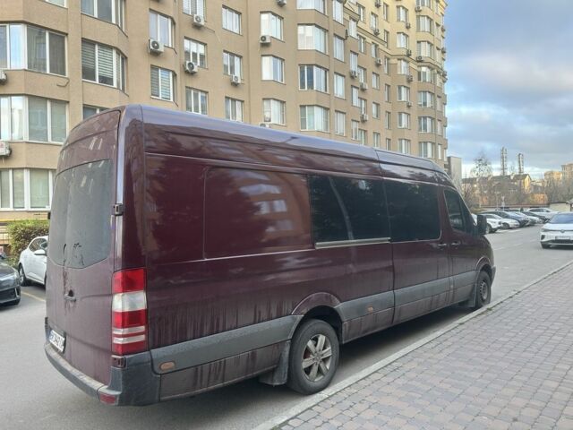 Красный Мерседес Sprinter, объемом двигателя 2.1 л и пробегом 572 тыс. км за 15500 $, фото 8 на Automoto.ua