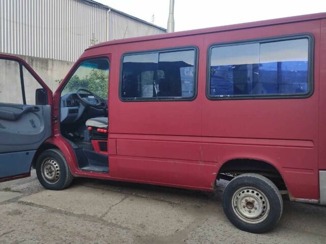 Красный Мерседес Sprinter, объемом двигателя 2.3 л и пробегом 324 тыс. км за 4400 $, фото 4 на Automoto.ua