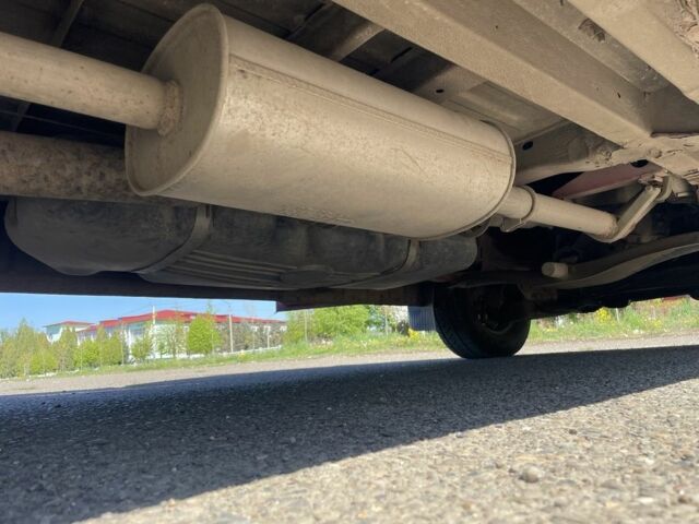 Красный Мерседес Sprinter, объемом двигателя 2.9 л и пробегом 682 тыс. км за 6200 $, фото 23 на Automoto.ua