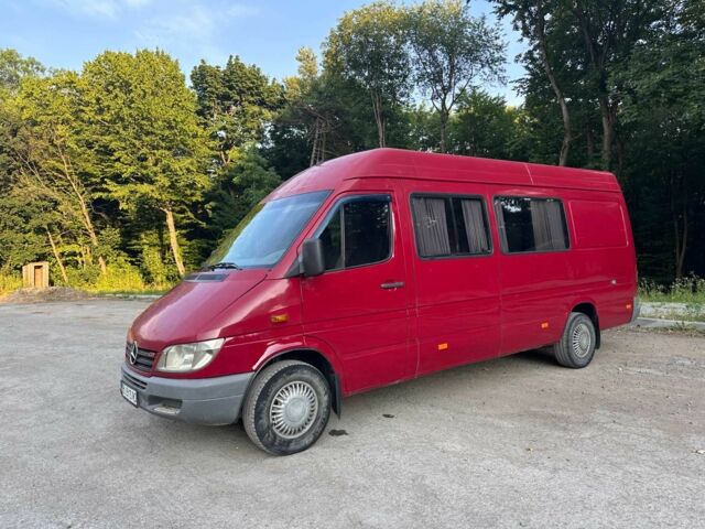 Красный Мерседес Sprinter, объемом двигателя 2.2 л и пробегом 386 тыс. км за 10500 $, фото 11 на Automoto.ua
