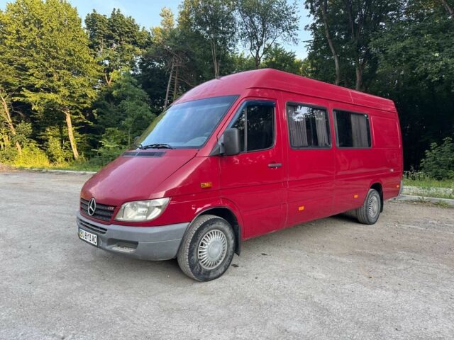Красный Мерседес Sprinter, объемом двигателя 2.2 л и пробегом 386 тыс. км за 10500 $, фото 3 на Automoto.ua