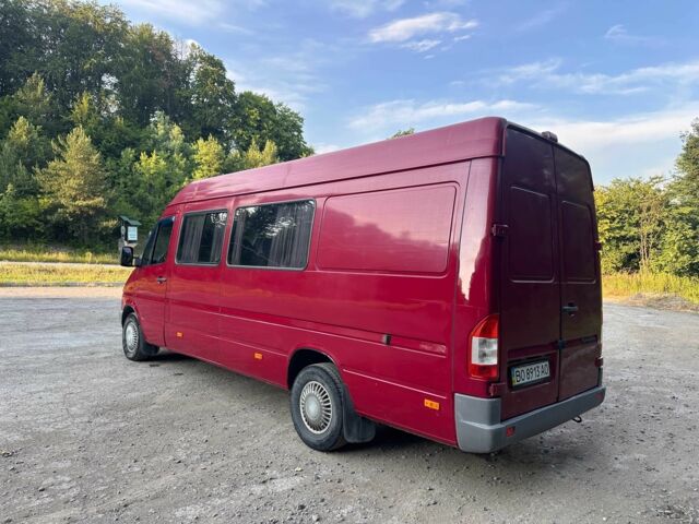 Красный Мерседес Sprinter, объемом двигателя 2.2 л и пробегом 386 тыс. км за 10500 $, фото 9 на Automoto.ua