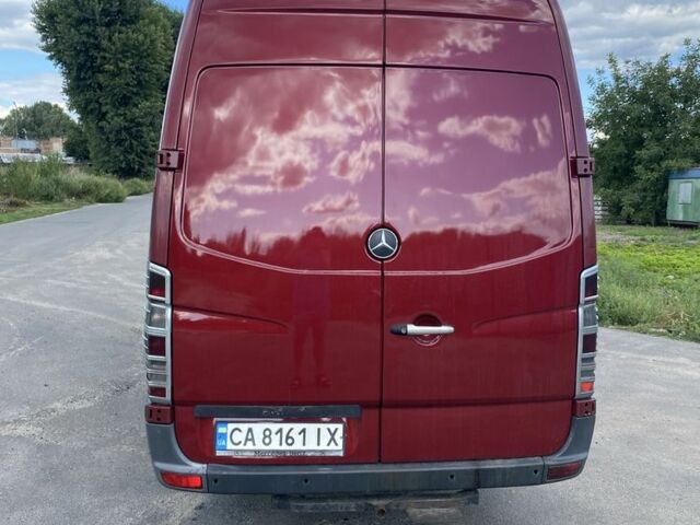 Червоний Мерседес Sprinter, об'ємом двигуна 2.9 л та пробігом 300 тис. км за 15800 $, фото 3 на Automoto.ua