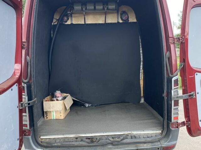 Червоний Мерседес Sprinter, об'ємом двигуна 2.9 л та пробігом 300 тис. км за 15800 $, фото 4 на Automoto.ua