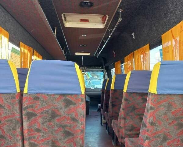 Красный Мерседес Sprinter, объемом двигателя 2.9 л и пробегом 90 тыс. км за 9000 $, фото 6 на Automoto.ua